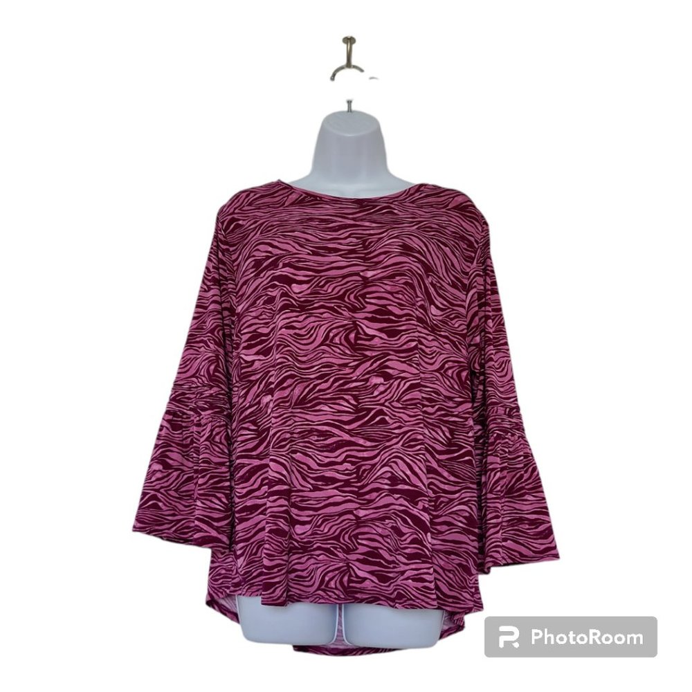 EUC🌞 Elle Zebra Print ¾ Sleeve Blouse